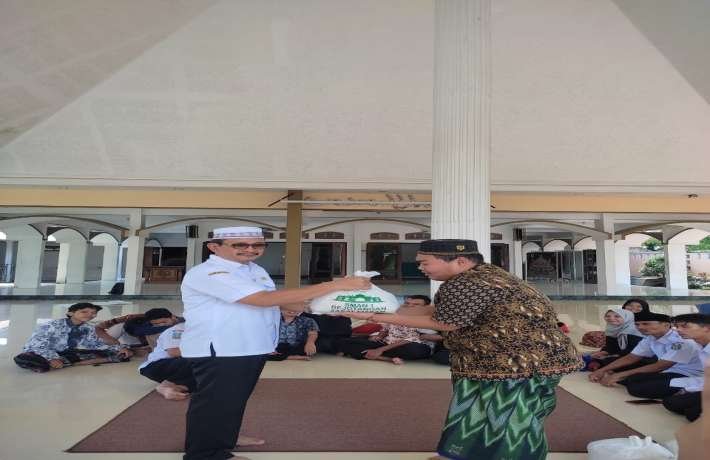 Penerimaan dan Pembagian Zakat di SMARETA