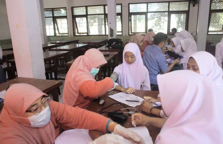 Skrening Kesehatan Puskesmas Banjarejo di SMAN 1 Rejotangan