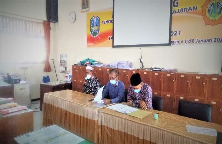 Rapat Kelulusan SMAN 1 Rejotangan Tahun 2020-2021